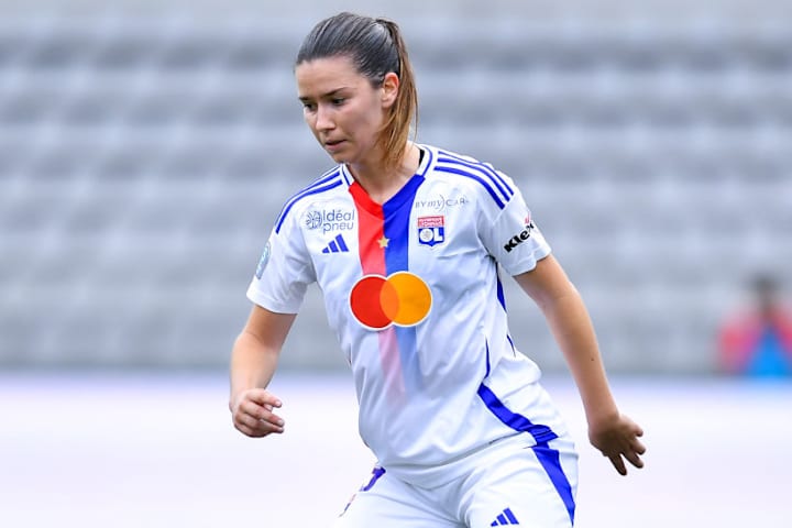 Damaris Egurrola