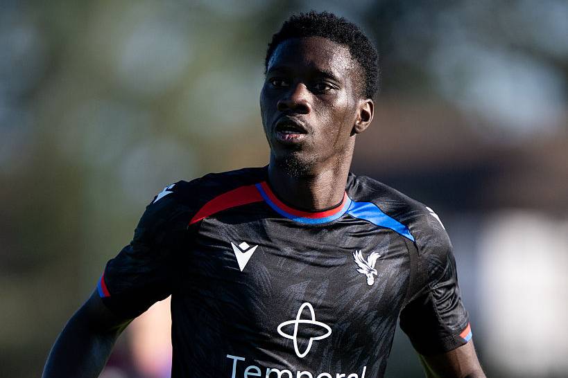 Ismaïla Sarr sweating.