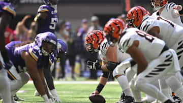 Sep 21, 2025; Minneapolis, Minnesota, USA; A view the line of scrimmage of the Cincinnati Bengals offense and Minnesota Vikings defense during the first half at U.S. Bank Stadium. Mandatory Credit: Jeffrey Becker-Imagn Images
