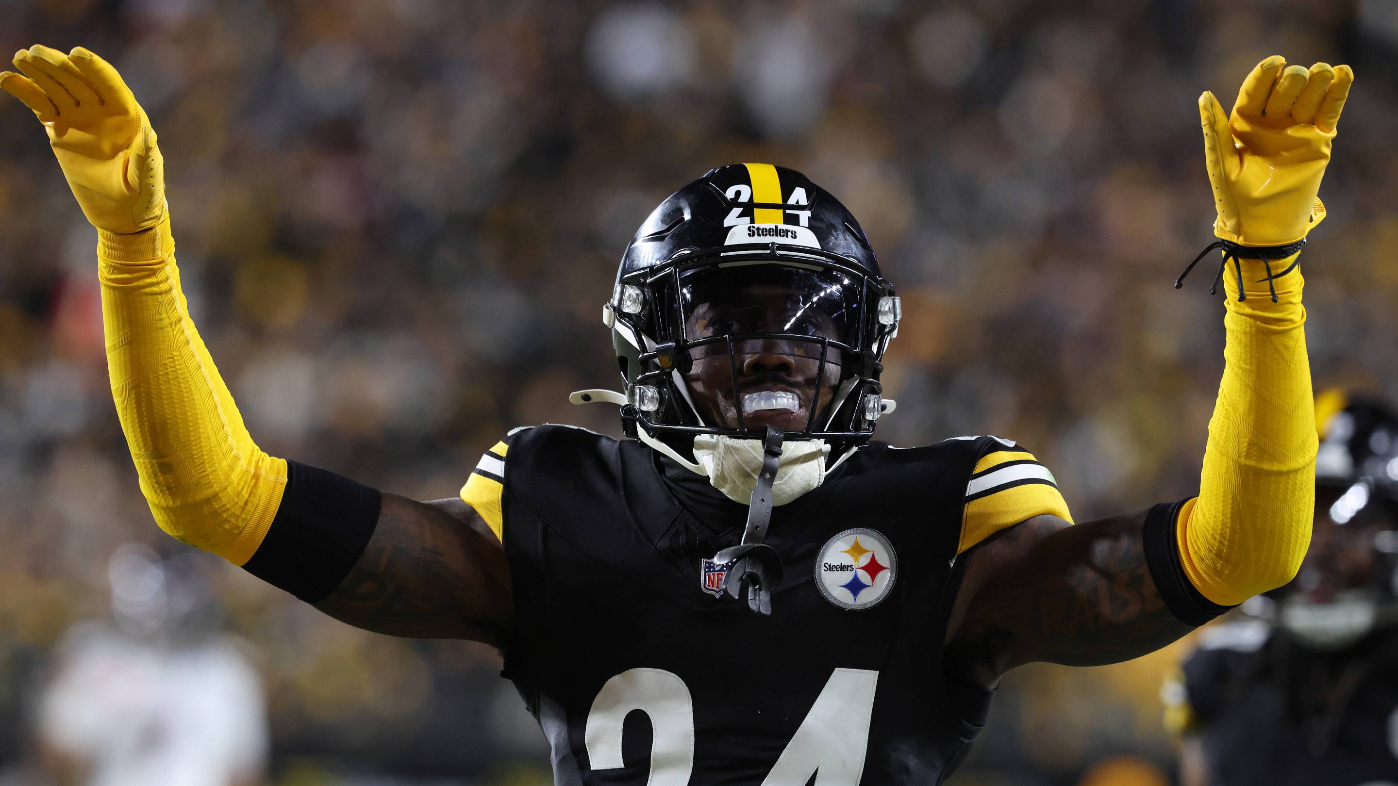 Texans' Week 4 Plans Could Be Affected by Joey Porter Jr. Trade