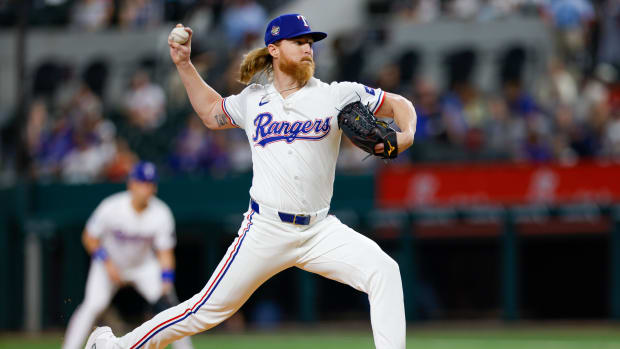 Rangers right-hander Jon Gray faces White Sox left-hander Garrett Crochet in Game 2 at 7:05 p.m. Tuesday.