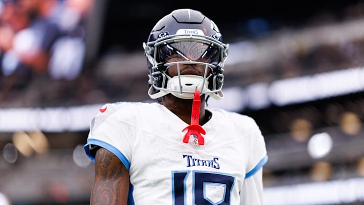 Tennessee Titans v Las Vegas Raiders