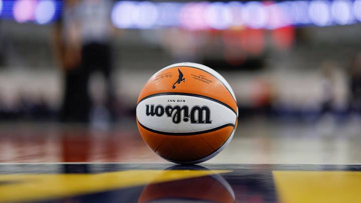 Phoenix Mercury v Indiana Fever