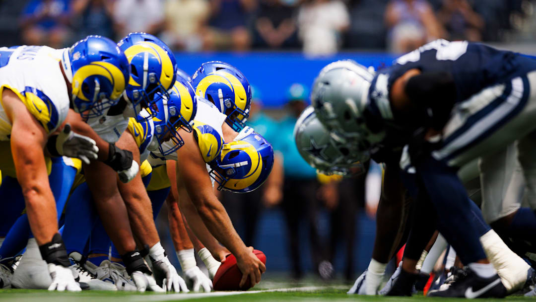 Dallas Cowboys v Los Angeles Rams