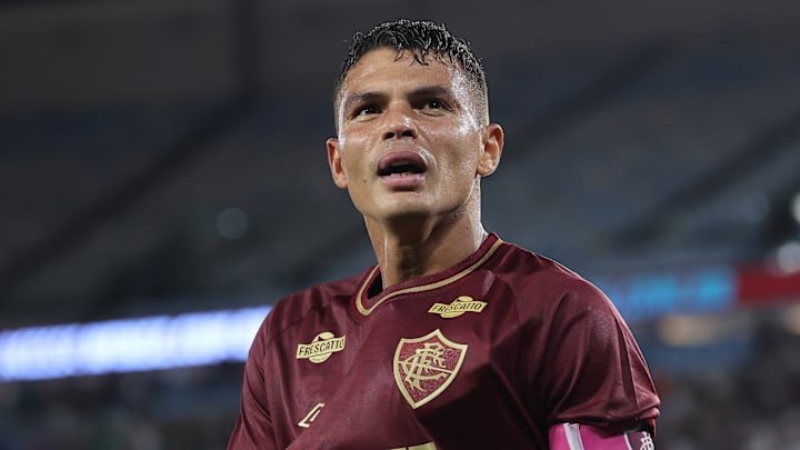 Thiago Silva é o destaque da zaga tricolor Thiago Silva é o destaque da zaga tricolor