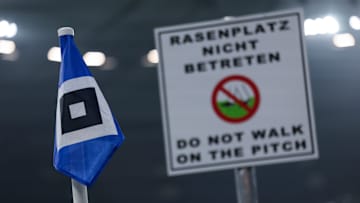 Aufgrund von Problemen mit der Statik des Stadiondachs wurde das Spiel zwischen dem HSV und Leverkusen abgesagt