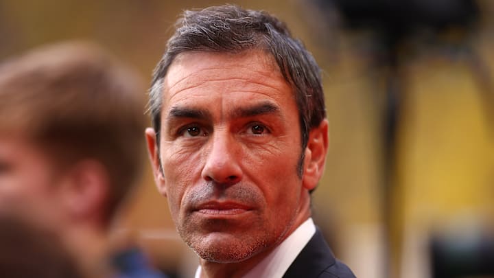 Robert Pires has bemoaned Bukayo Saka's lack of consistency