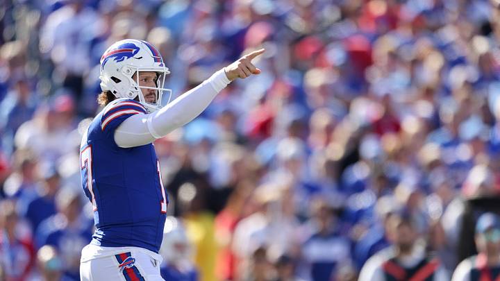 Tennessee Titans v Buffalo Bills