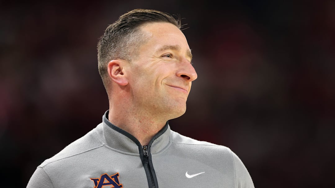 Feb 14, 2026; Fayetteville, Arkansas, USA; Auburn Tigers head coach Steven Pearl during the second half against the Arkansas Razorbacks at Bud Walton Arena. Mandatory Credit: Nelson Chenault-Imagn Images Feb 14, 2026; Fayetteville, Arkansas, USA; Auburn Tigers head coach Steven Pearl during the second half against the Arkansas Razorbacks at Bud Walton Arena. Mandatory Credit: Nelson Chenault-Imagn Images