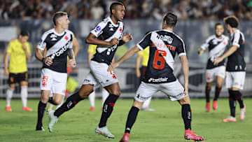 Rayan abriu o marcador em São Januário
