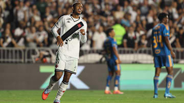 Rayan vive excelente momento com a camisa cruzmaltina