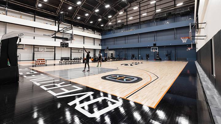 Syracuse basketball four-star targets are playing in the professional league Overtime Elite this season. Here's who they are.