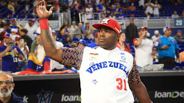 Yasiel Puig es figura de Tiburones de La Guaira 