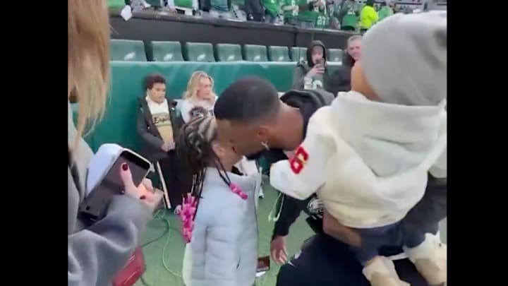 Saquon Barkley shares a moment with his kids before Eagles vs. Packers. Saquon Barkley shares a moment with his kids before Eagles vs. Packers.