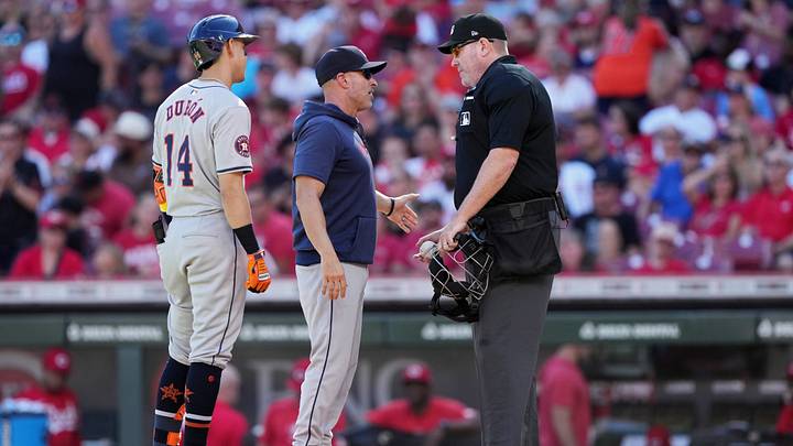 Houston Astros v Cincinnati Reds