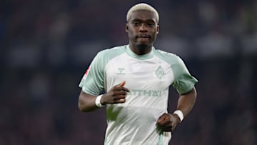 Derrick Köhn soll bei Werder Bremen bleiben
