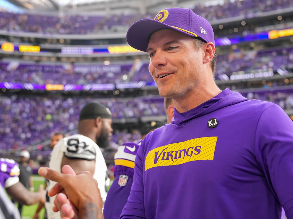 Kevin O'Connell Leads Coach of the Year Odds After Improbable Start to  Vikings Season