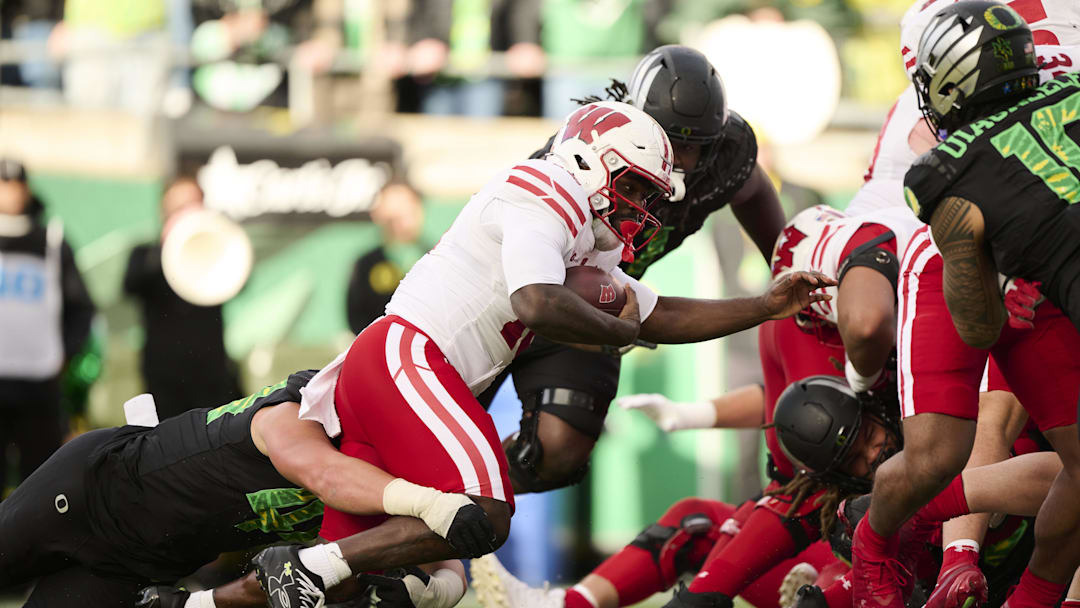 Gideon Ituka, Wisconsin Badgers, Oregon Ducks. (Mandatory Credit: Troy Wayrynen-Imagn Images)