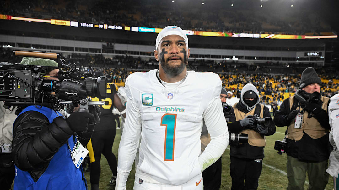 Miami Dolphins quarterback Tua Tagovailoa (1) leaves the field following a game against the Pittsburgh Steelers at Acrisure Stadium. Miami Dolphins quarterback Tua Tagovailoa (1) leaves the field following a game against the Pittsburgh Steelers at Acrisure Stadium.