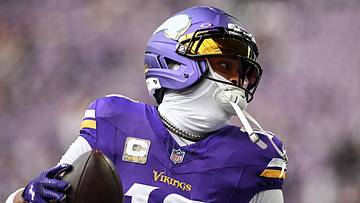 Vikings Fall to Ravens Amid Turnovers and Criticism