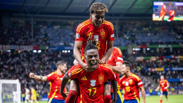 Lamine Yamal y Nico Williams celebrando en la final de la Eurocopa 2024