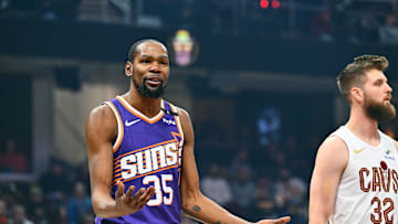 Phoenix Suns v Cleveland Cavaliers