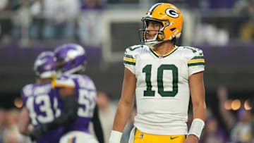 Green Bay Packers v Minnesota Vikings