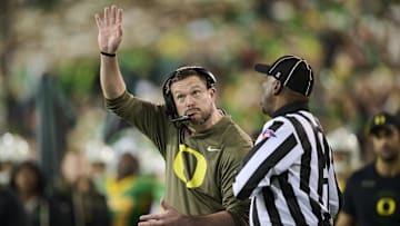 Nov 14, 2025; Eugene, Oregon, USA; Oregon Ducks head coach Dan Lanning calls for a time out during the first half against the Minnesota Golden Gophers at Autzen Stadium. Mandatory Credit: Troy Wayrynen-Imagn Images