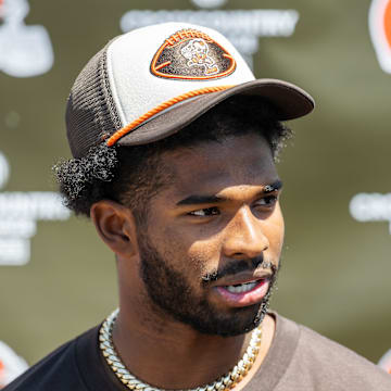 Shedeur Sanders goes back to the classroom for the first time in over a