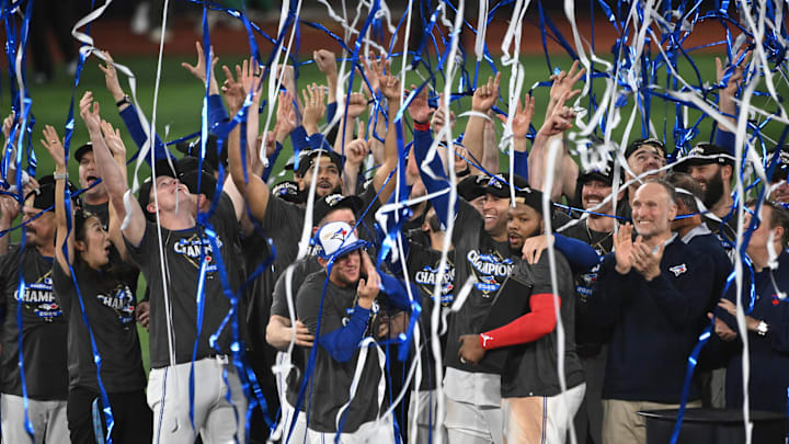 Will the Toronto Blue Jays defeat the Los Angeles Dodgers in the 2025 World Series?