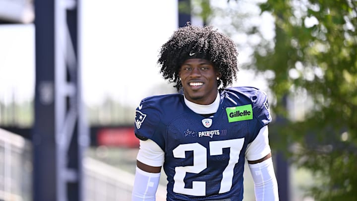 Jul 28, 2025; Foxborough, MA, USA; New England Patriots cornerback Marcellas Dial Jr. (27) heads to the practice fields for training camp at Gillette Stadium. Mandatory Credit: Eric Canha-Imagn Images