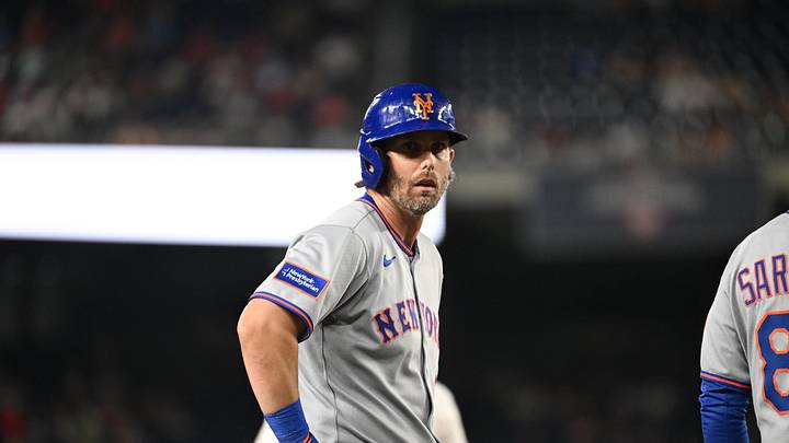 Aug 20, 2025; Washington, District of Columbia, USA; New York Mets second baseman Jeff McNeil (1) looks towards the dugout from third base against the Washington Nationals during the sixth inning at Nationals Park. Mandatory Credit: Rafael Suanes-Imagn Images