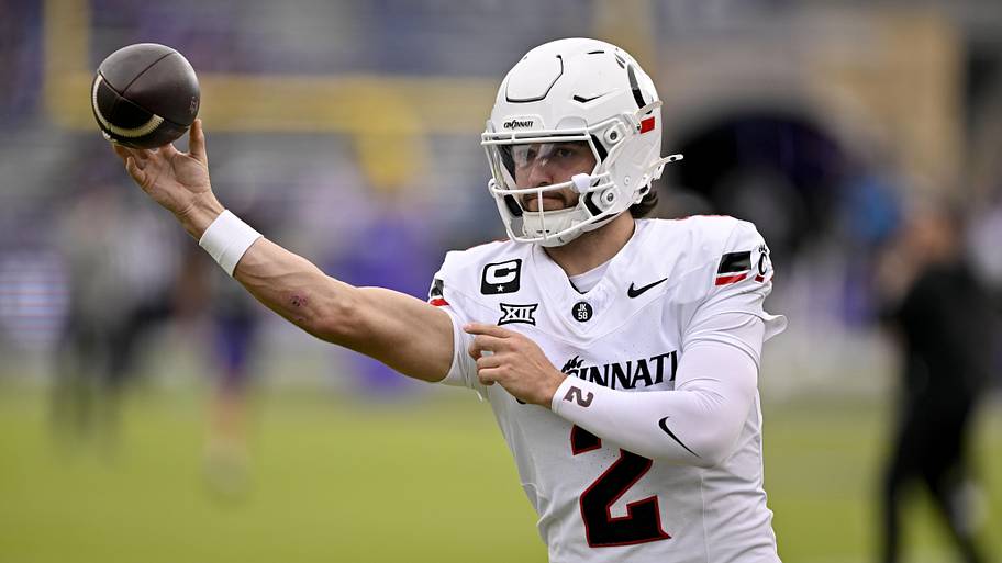 After playing in 11 games in two seasons (one redshirt) for Indiana, Sorsby started the last two seasons at Cincinnati.
