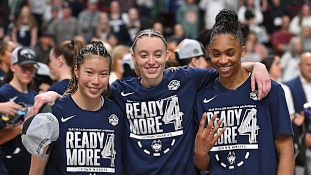 Kaitlyn Chen, Paige Bueckers, Aubrey Griffin