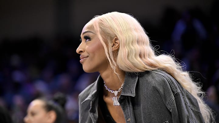 Dallas Wings guard DiJonai Carrington (21)