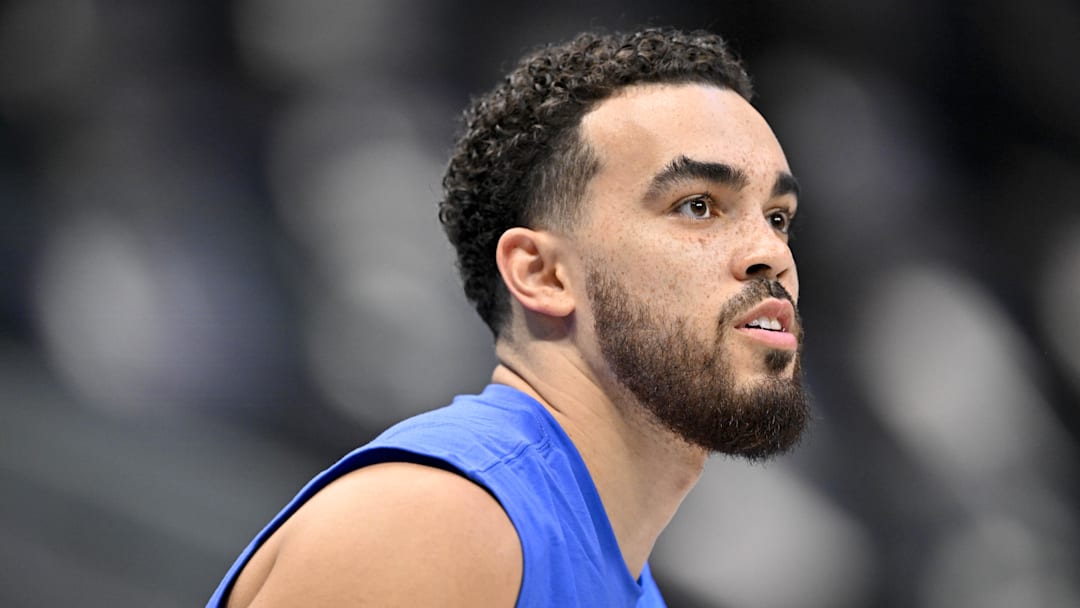 Feb 26, 2026; Dallas, Texas, USA; Dallas Mavericks guard Tyus Jones (1) warms up before the game between the Dallas Mavericks and the Sacramento Kings the American Airlines Center. Mandatory Credit: Jerome Miron-Imagn Images