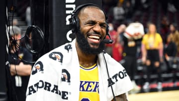 LeBron James tiene un constante contacto con la prensa, sobre todo después de sus partidos con Los Angeles Lakers