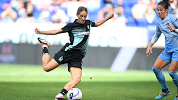 Esther González of Gotham FC