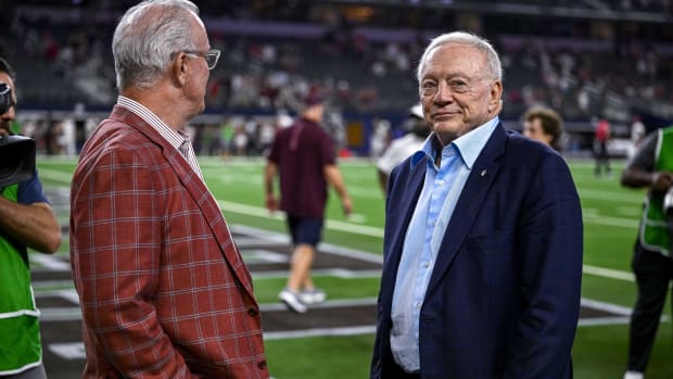 Dallas Cowboys owner Jerry Jones (right) and son Stephen Jones (left)
