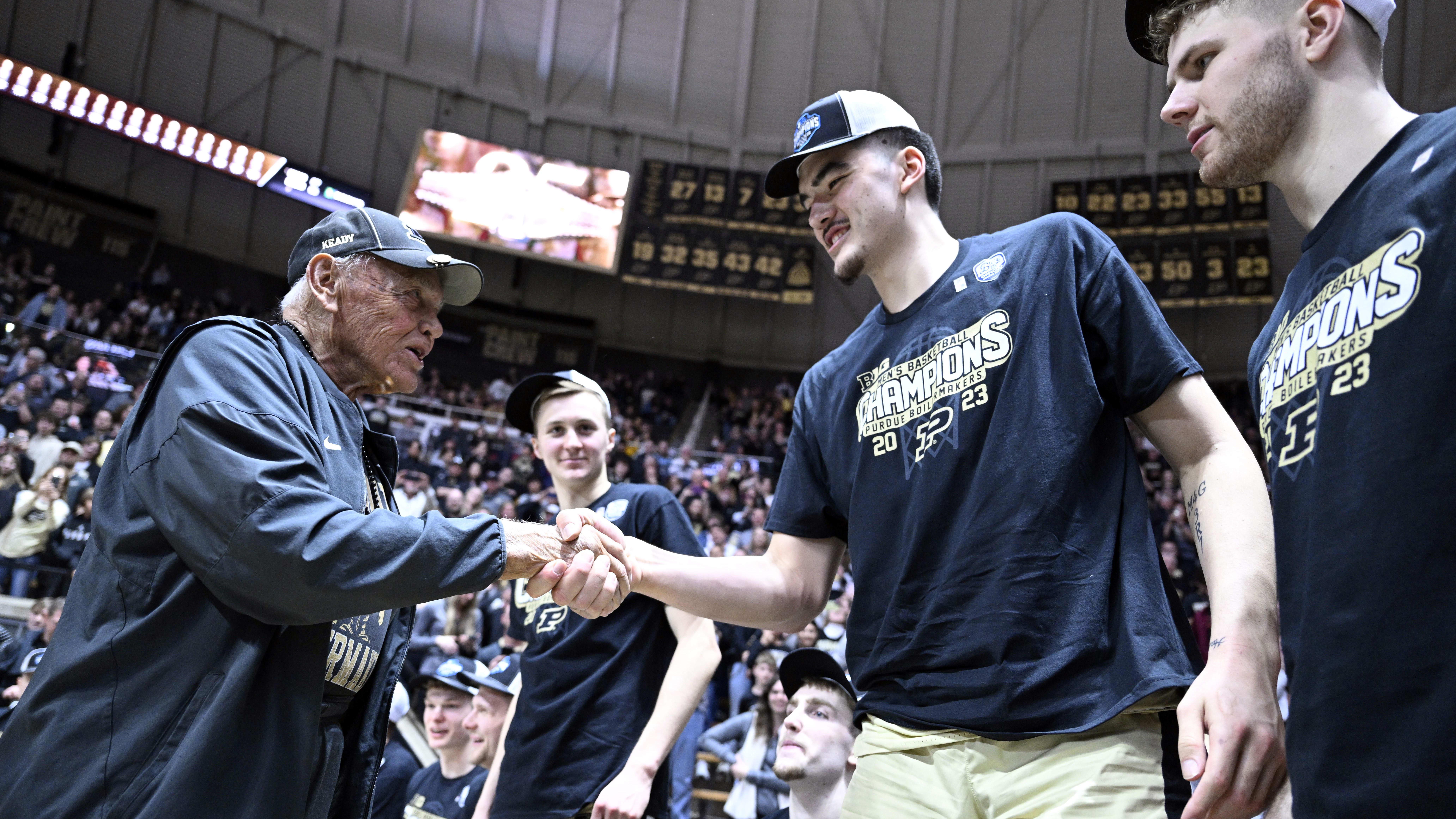 Zach Edey Cuts Down Net for Purdue Legend Gene Keady