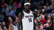 Gonzaga Bulldogs forward Graham Ike (15).