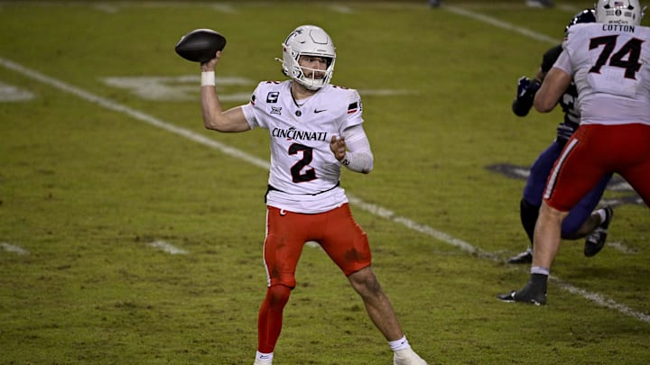 Nov 29, 2025; Fort Worth, Texas, USA; Cincinnati Bearcats quarterback Brendan Sorsby (2) throws the ball during the game between the Horned Frogs and the Bearcats at Amon G. Carter Stadium. Mandatory Credit: Jerome Miron-Imagn Images