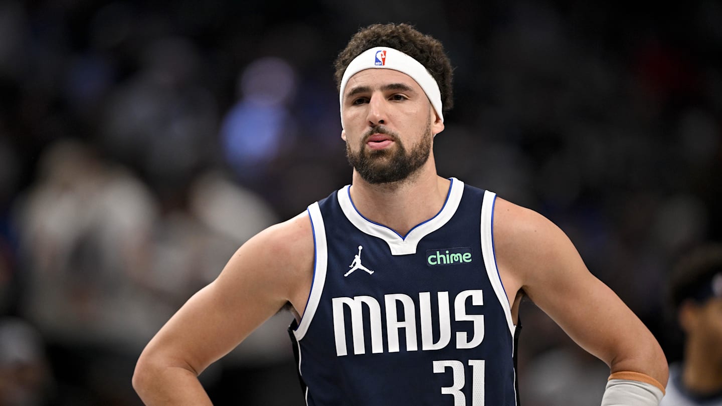 NBA Fans React To Klay Thompson’s Performance In Mavs-Bucks Game