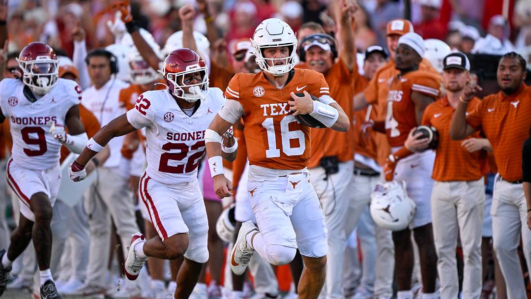 Oct 11, 2025; Dallas, Texas, USA; Texas Longhorns quarterback Arch Manning (16) runs with the ball during the game between the Texas Longhorns and the Oklahoma Sooners at the Cotton Bowl. Mandatory Credit: Jerome Miron-Imagn Images Oct 11, 2025; Dallas, Texas, USA; Texas Longhorns quarterback Arch Manning (16) runs with the ball during the game between the Texas Longhorns and the Oklahoma Sooners at the Cotton Bowl. Mandatory Credit: Jerome Miron-Imagn Images