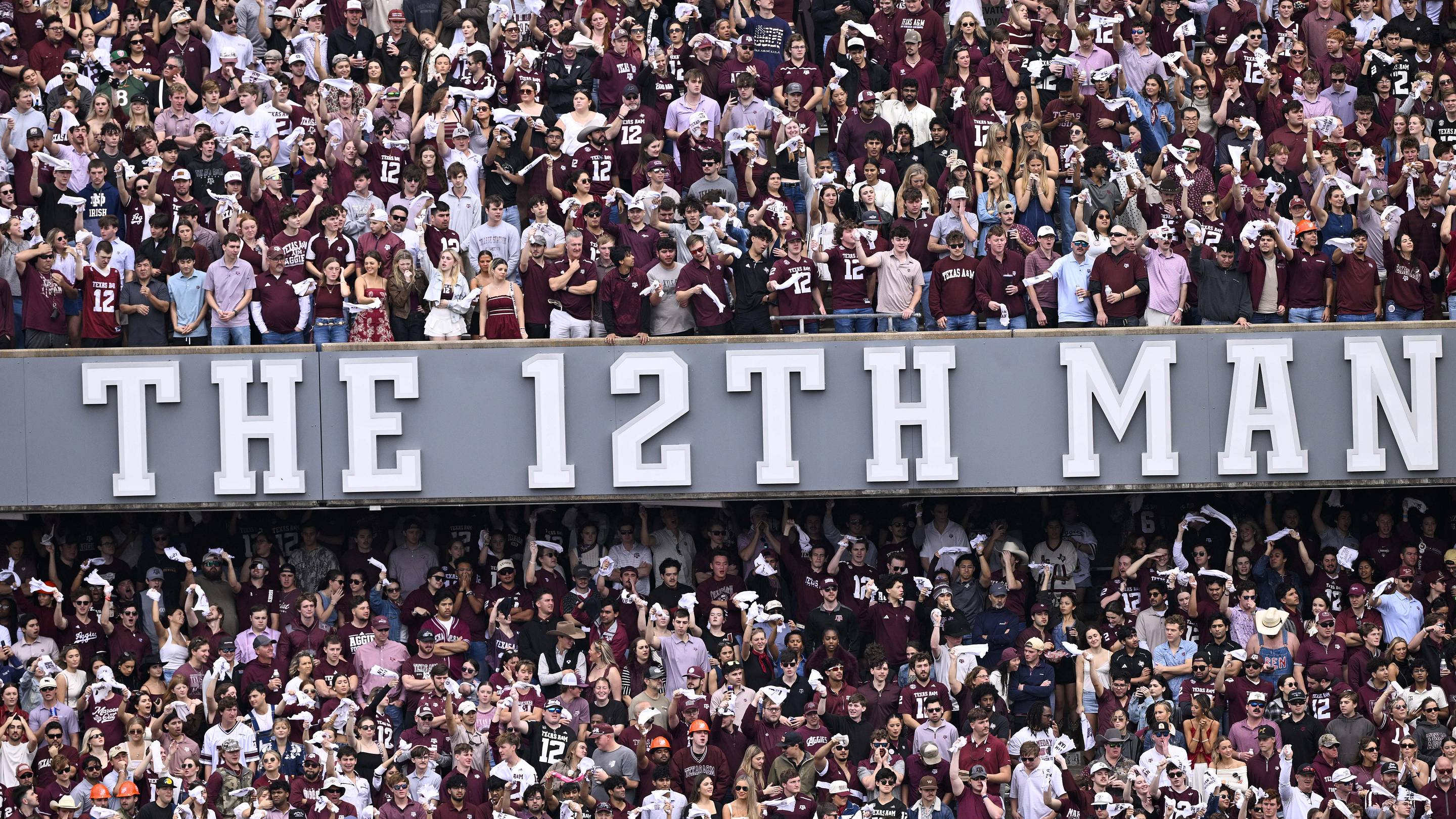 Texas A&M Knows Its Next Defensive Target After Losing on John Meredith III