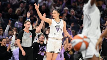 Phoenix Mercury v Golden State Valkyries
