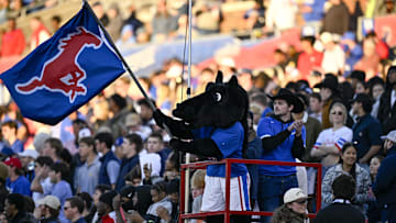 Auburn basketball fans chanted for SMU to troll Alabama after missing the College Football Playoff field