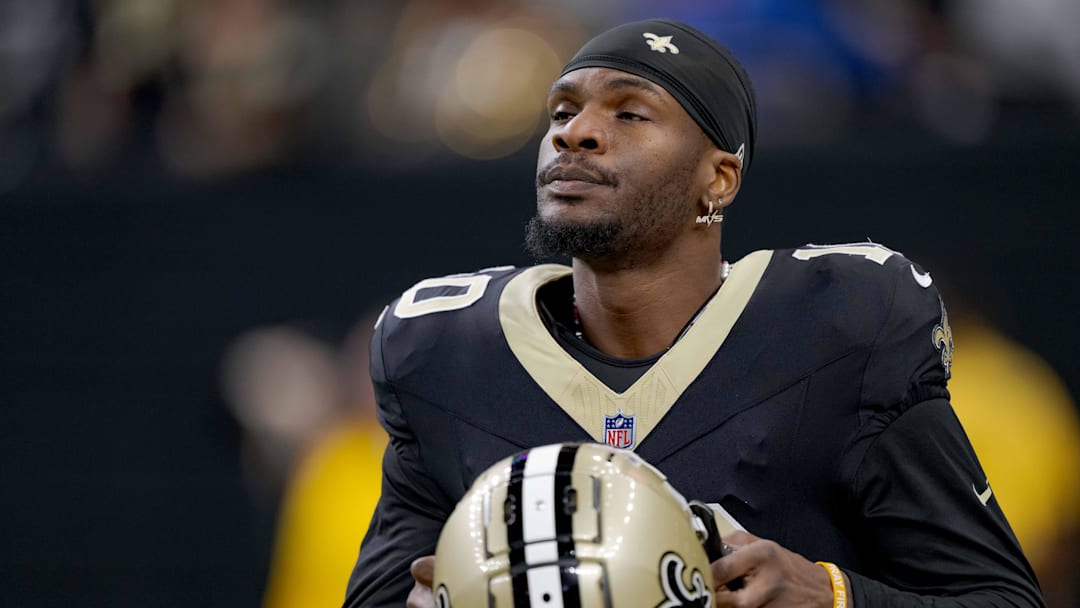 Dec 29, 2024; New Orleans, Louisiana, USA; New Orleans Saints wide receiver Marquez Valdes-Scantling (10) walks the field before a game against the Las Vegas Raiders at Caesars Superdome. Mandatory Credit: Matthew Hinton-Imagn Images