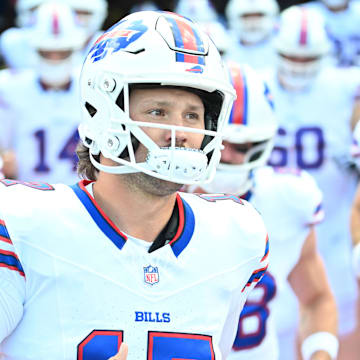 Bills shockingly favored to go 17 0 by oddsmakers