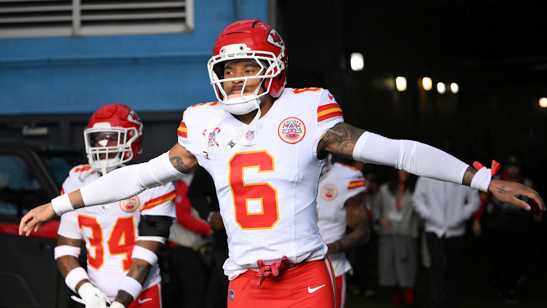Kansas City Chiefs safety Bryan Cook (6) warms up before a game.